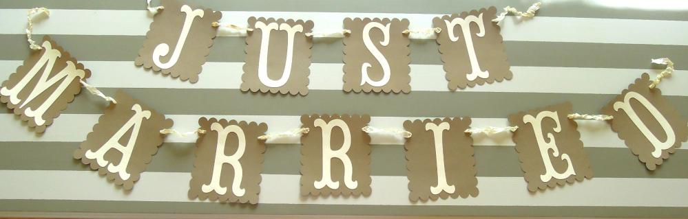 Vintage Inspired Just Married Garland